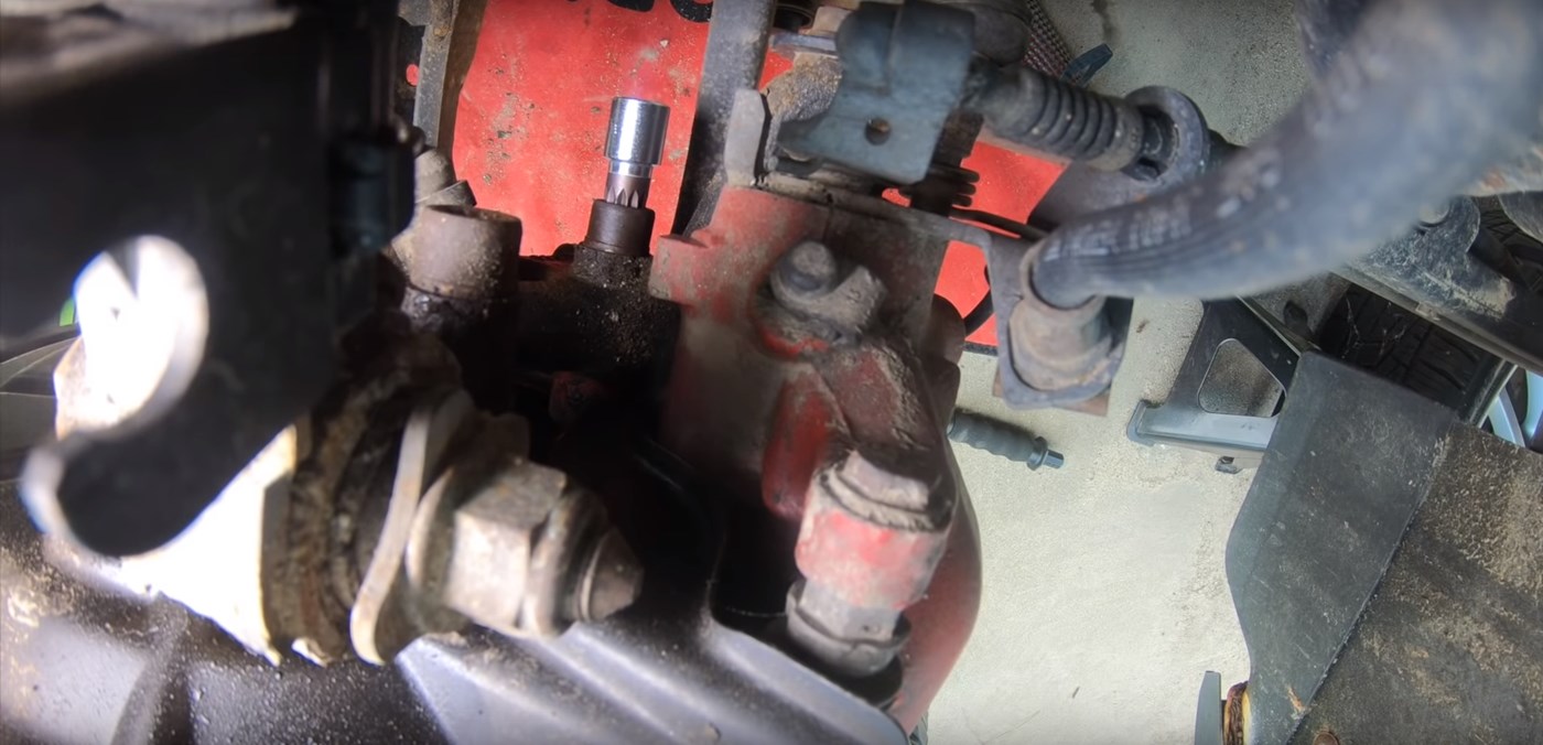 14mm Caliper Bolt Removal
