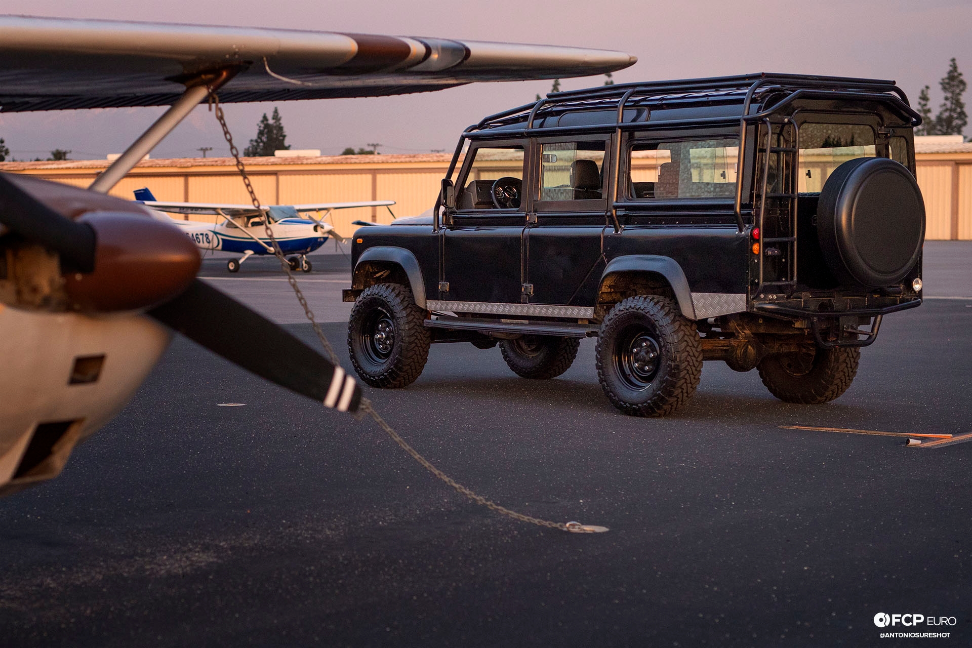 Land Rover Santana Series 3 4door Colombia EOSR5559 crop