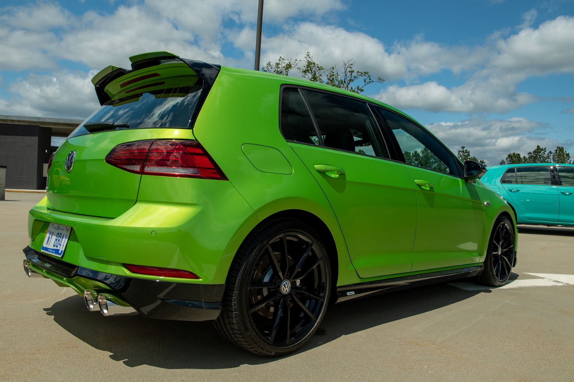 Volkswagen Mk7.5 Golf R Spektrum Viper Green