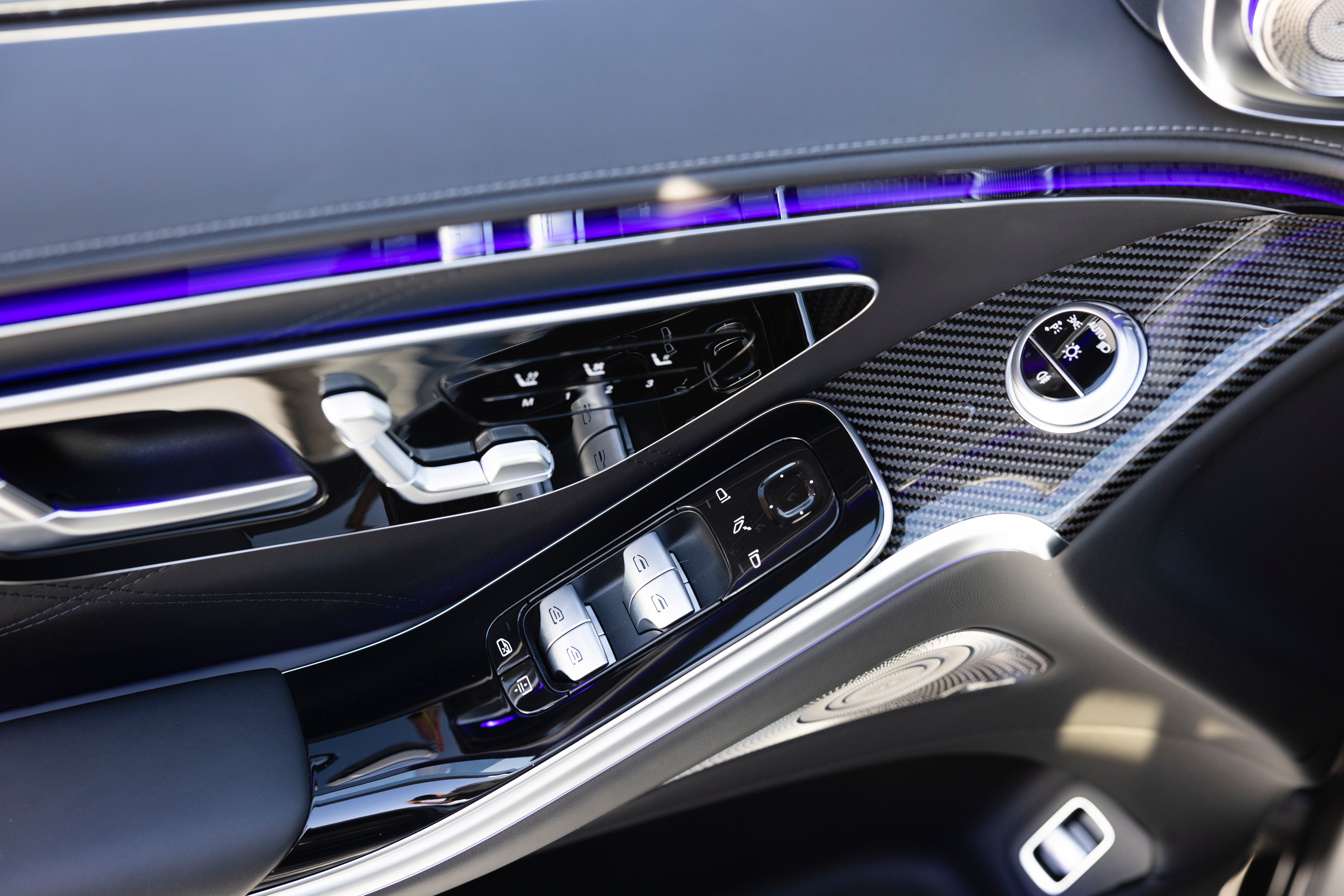 Mercedes-AMG S63 E Performance Interior Switches