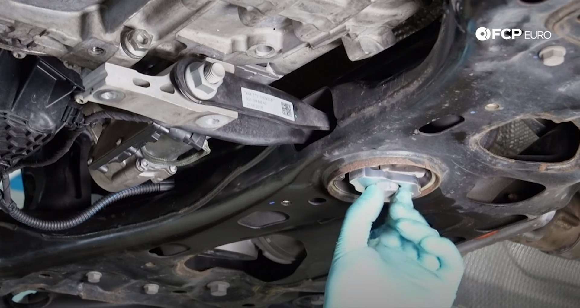 65-DIY_VW_GTI_Clutch-Job-Reinstalling-Starter