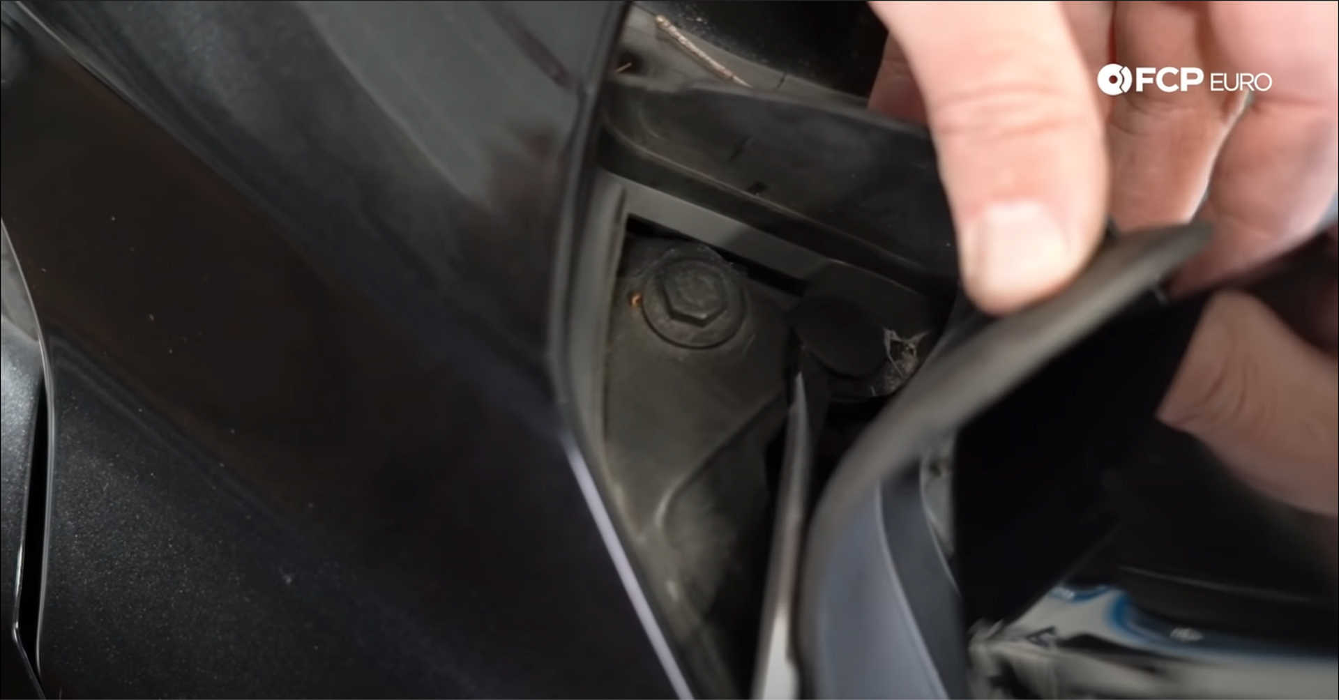 DIY BMW N20 Timing Chain removing the rear windshield cowl