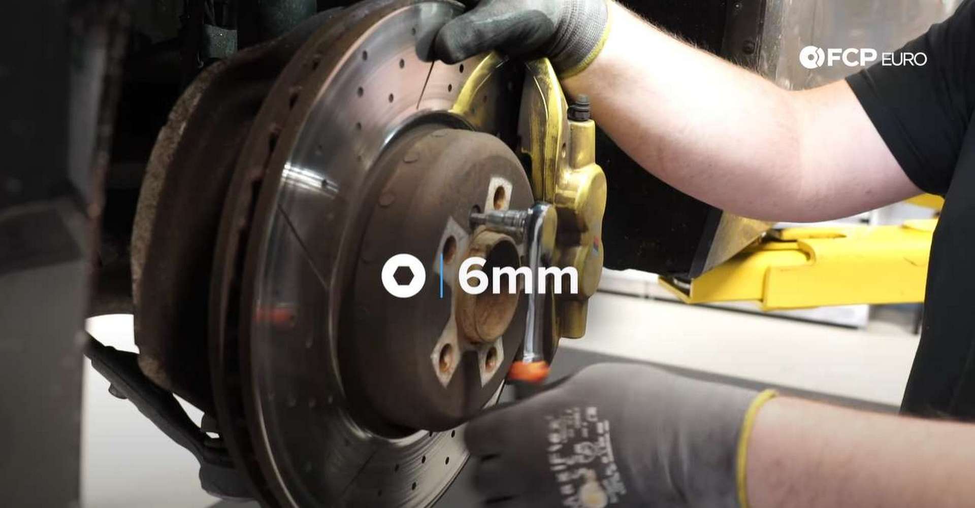 DIY BMW F30 M-Sport Brake Service set screw from the rotor