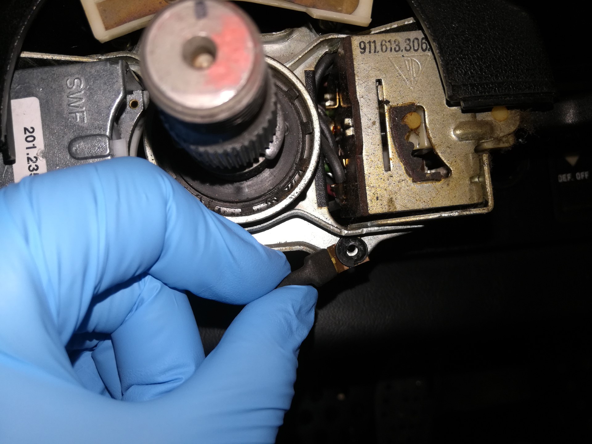 Air-cooled Porsche 911 Turn Signal Switch Installation