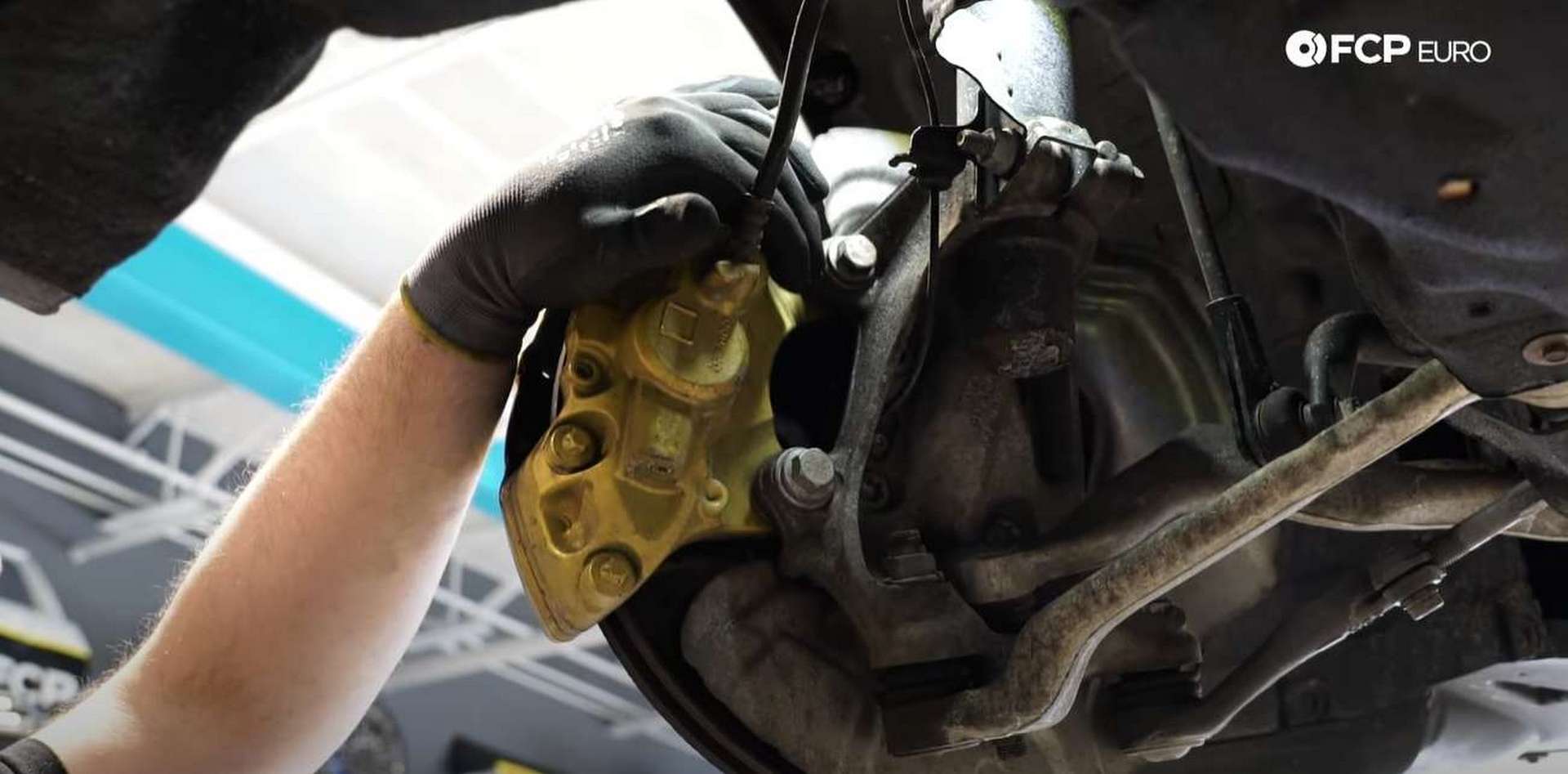 DIY BMW F30 M-Sport Brake Service caliper mounting bolt location