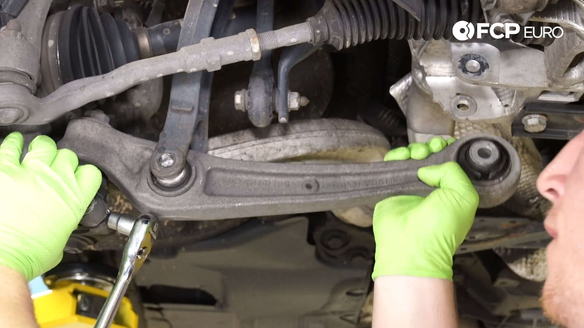 Audi B8 A4 & Q5 Front Control Arm Replacement 