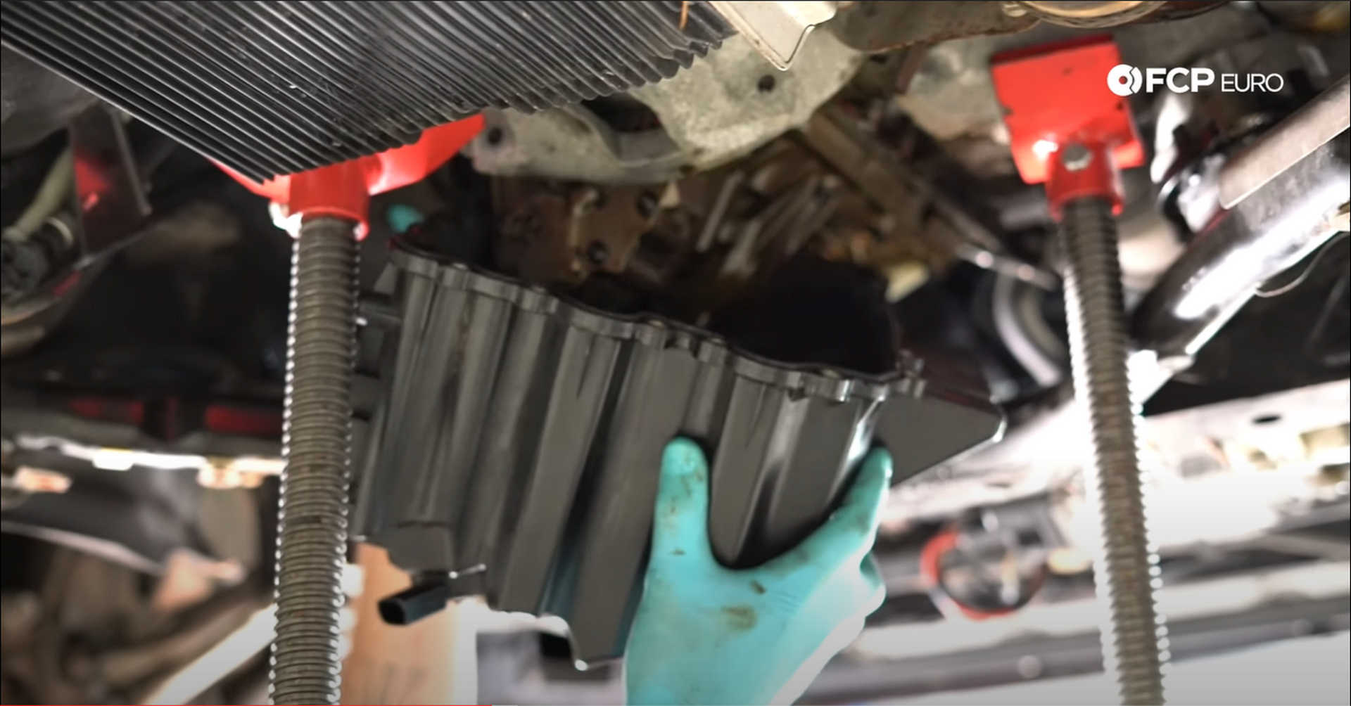 DIY BMW N20 Timing Chain installing the oil pan