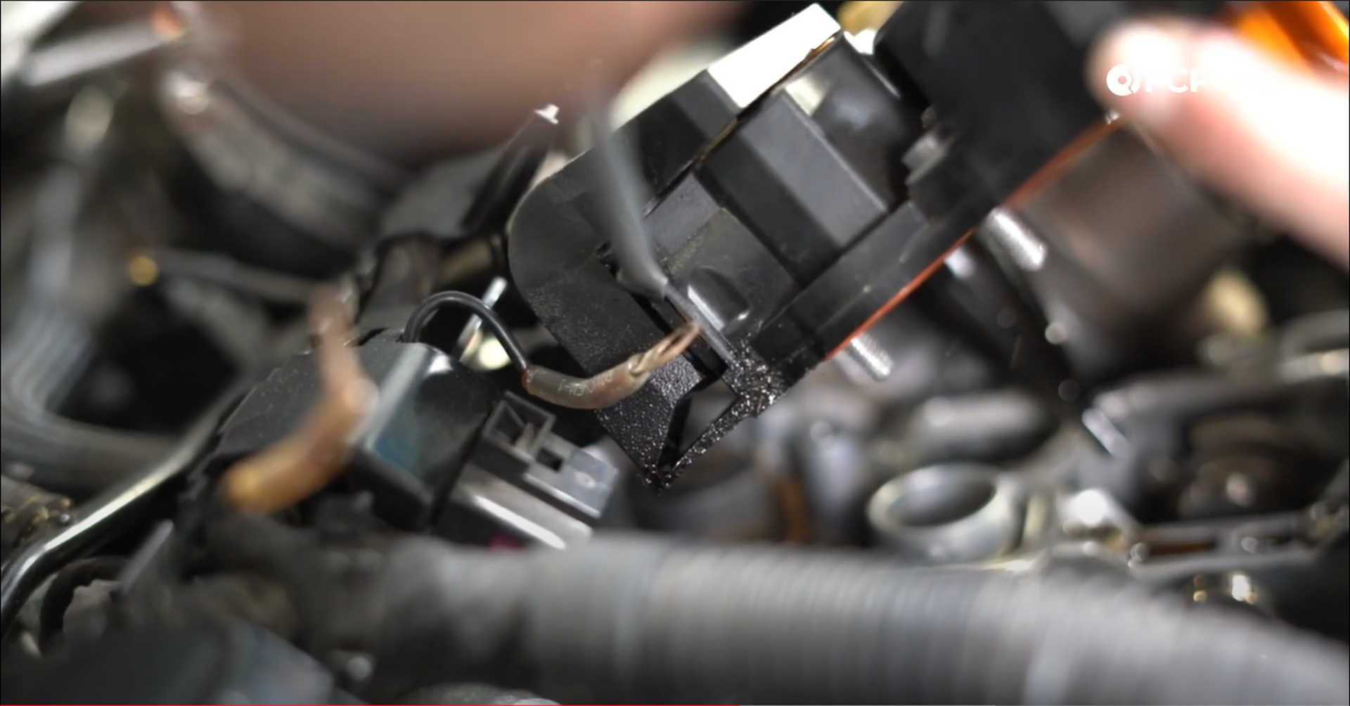 DIY VW GTI PCV Replacement separating the turbo line from the PCV housing