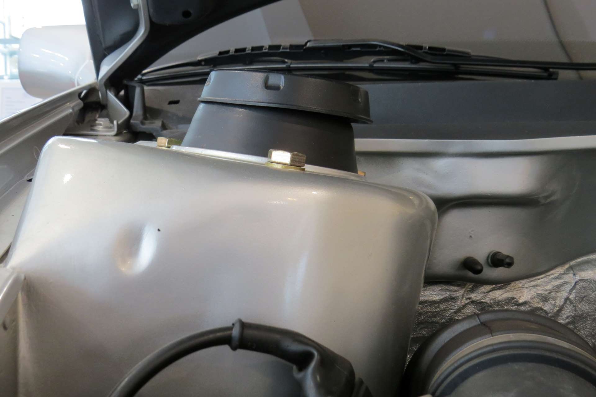 Volkswagen Mk3 Golf A59 Strut Towers