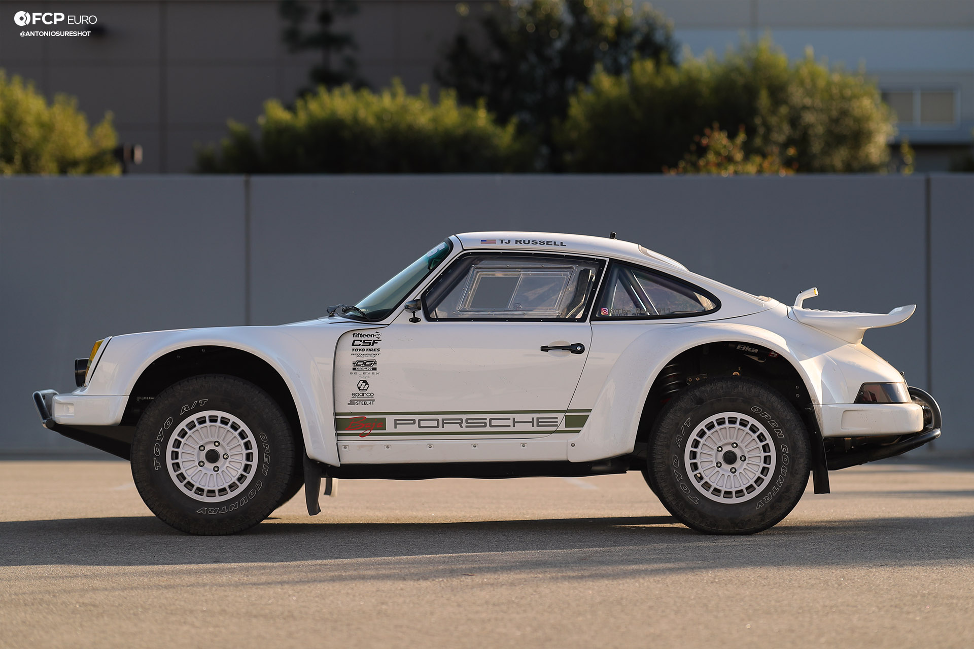 Baja 911 TJ Russell Porsche Carrera 4 1DX20336 crop