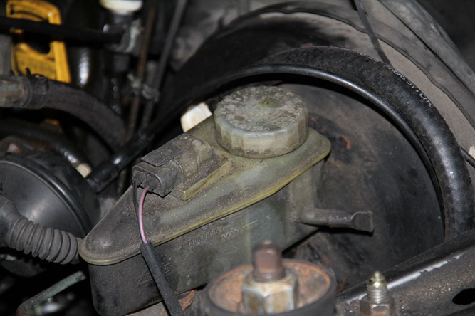 brake-caliper-rebuild-diy-5
