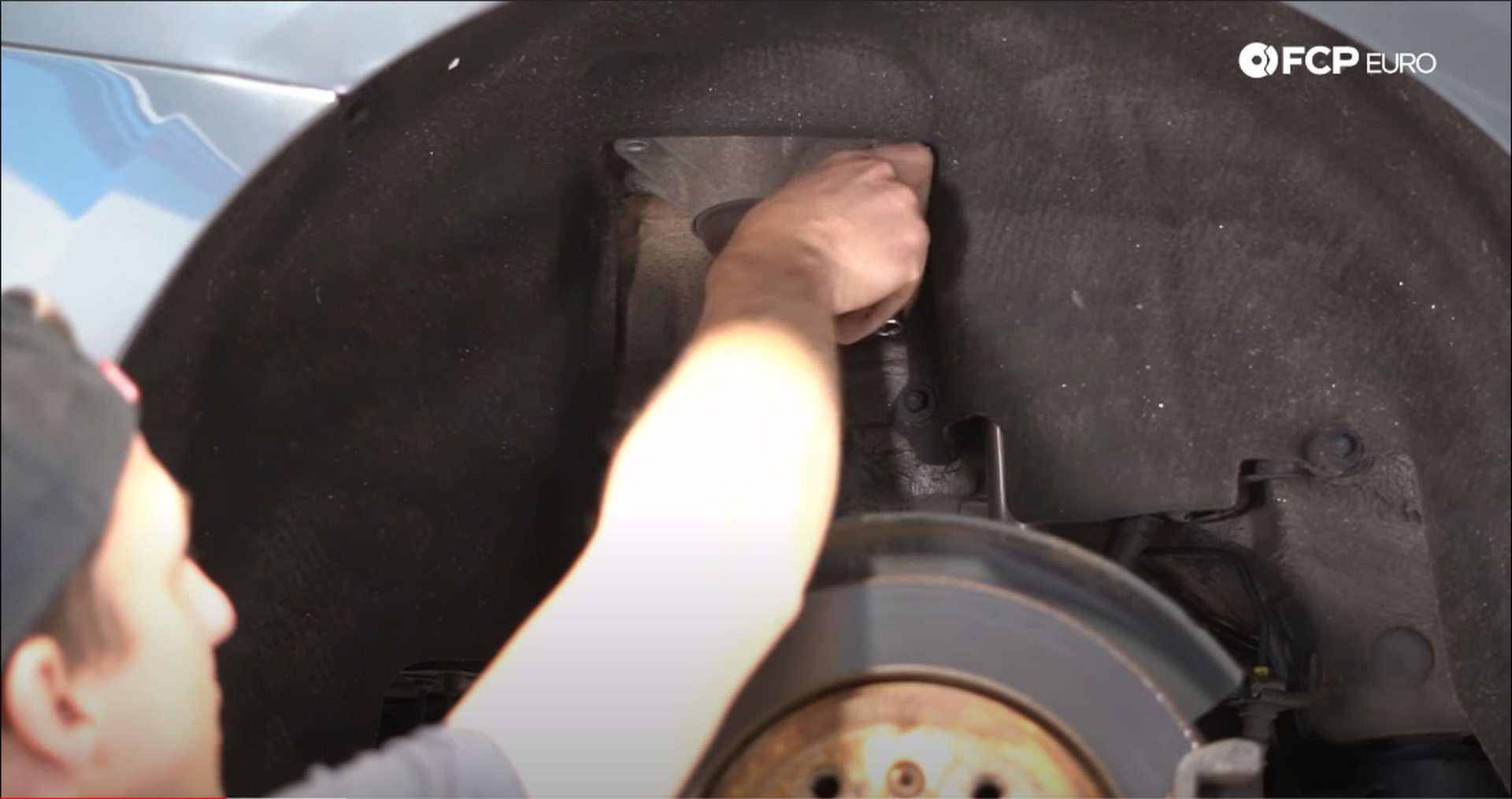 DIY BMW F30 Coilovers shock removal