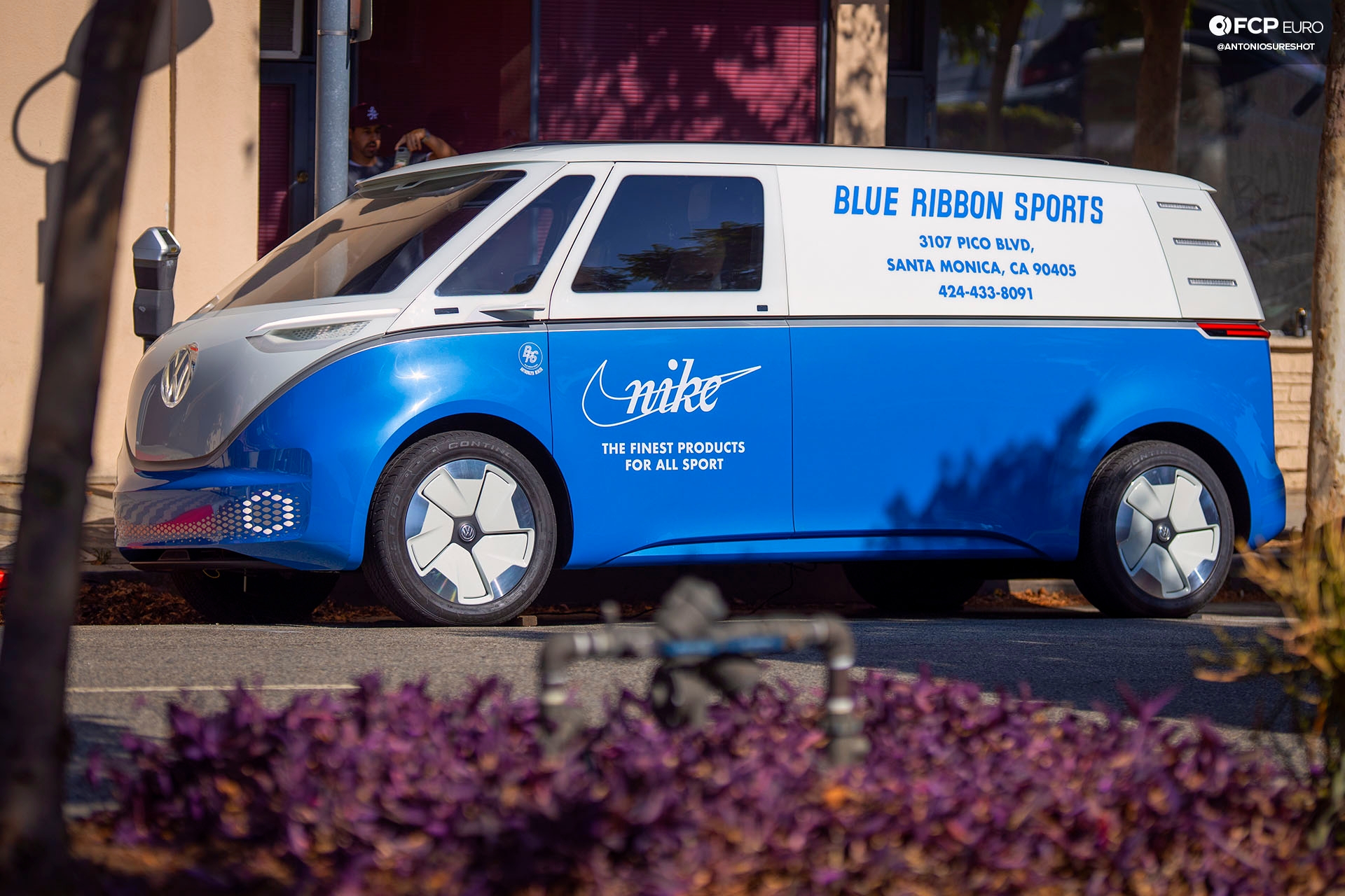 VW ID Cargo Nike Blue Ribbon Sports 1920wm EOSR9104