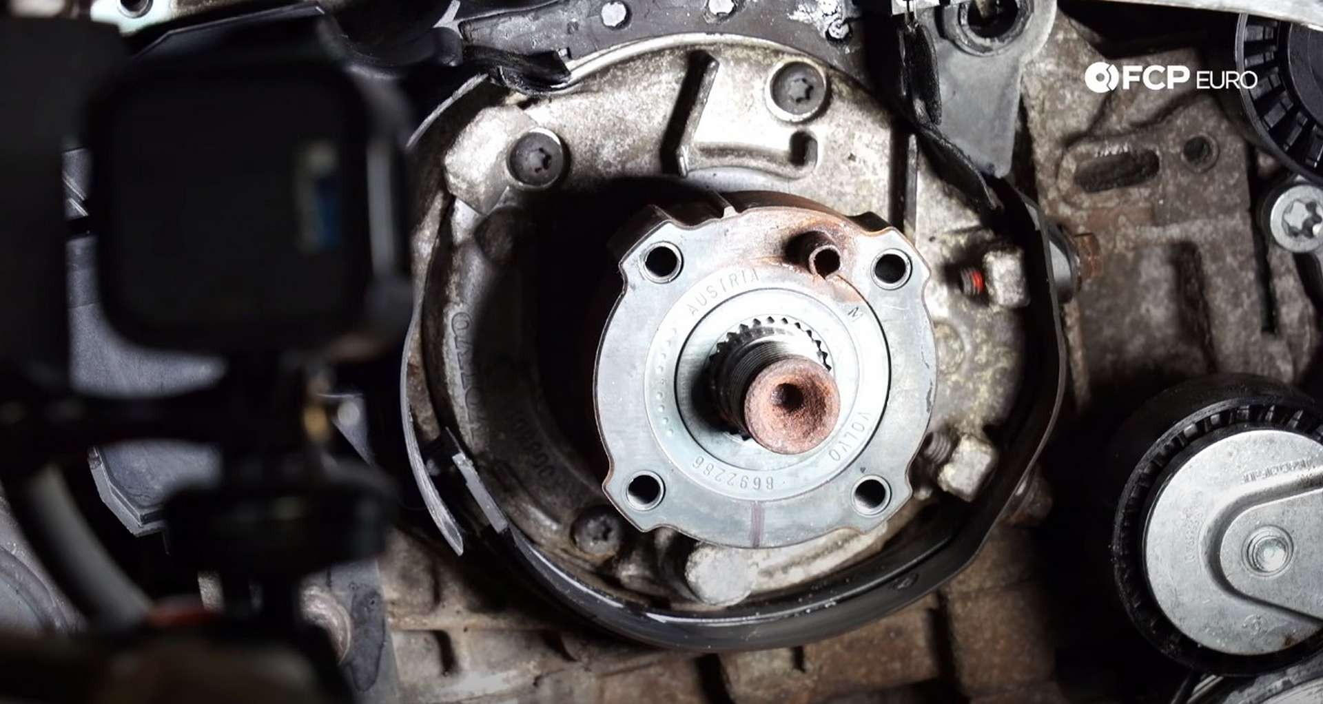 DIY Volvo P1 Timing Belt Replacement removing the camshaft sprocket plug