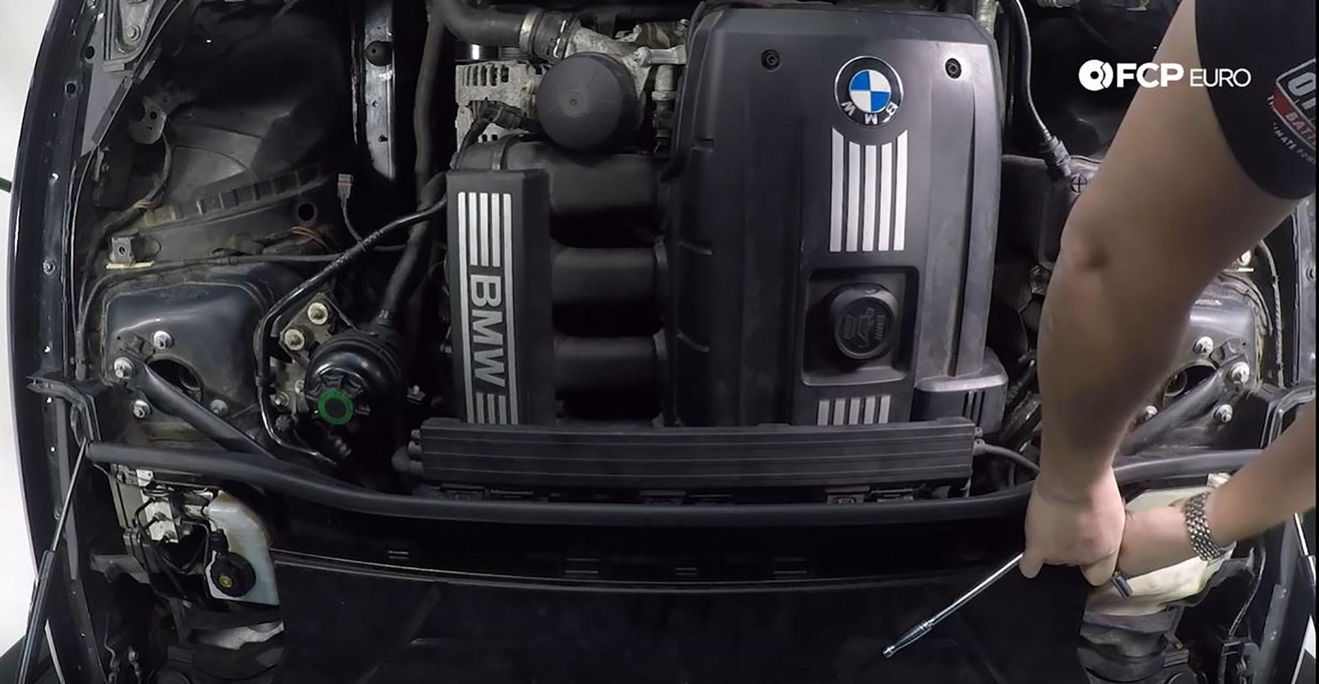 BMW Steering Rack Cowl air temp sensor removal