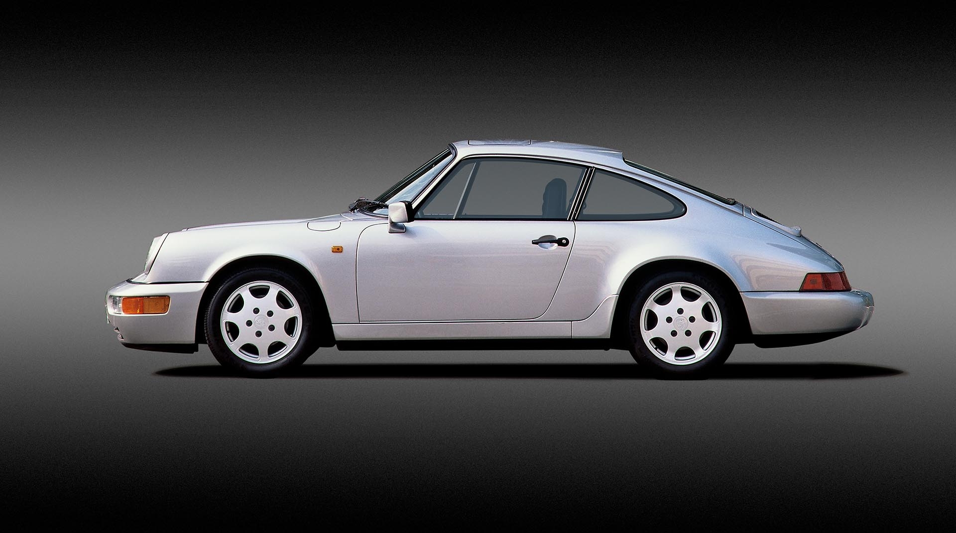 04_Porsche 964 911 Carrera 4 profile