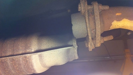 How to Diagnose Exhaust Leaks With a Shop-Vac