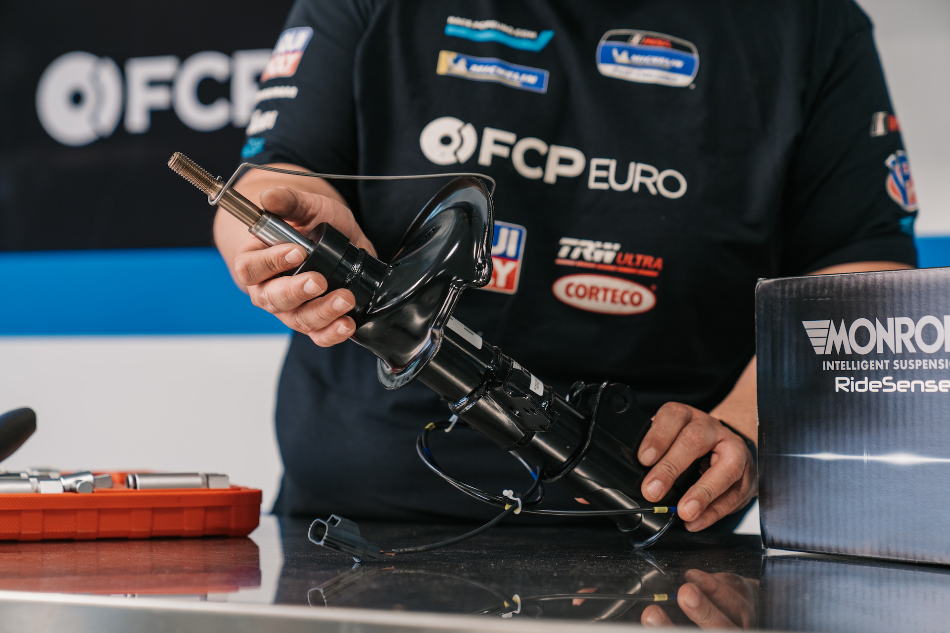 FCP_EURO_MEMORIAL_DAY_SALE_Volvo_Monroe_4C_Struts