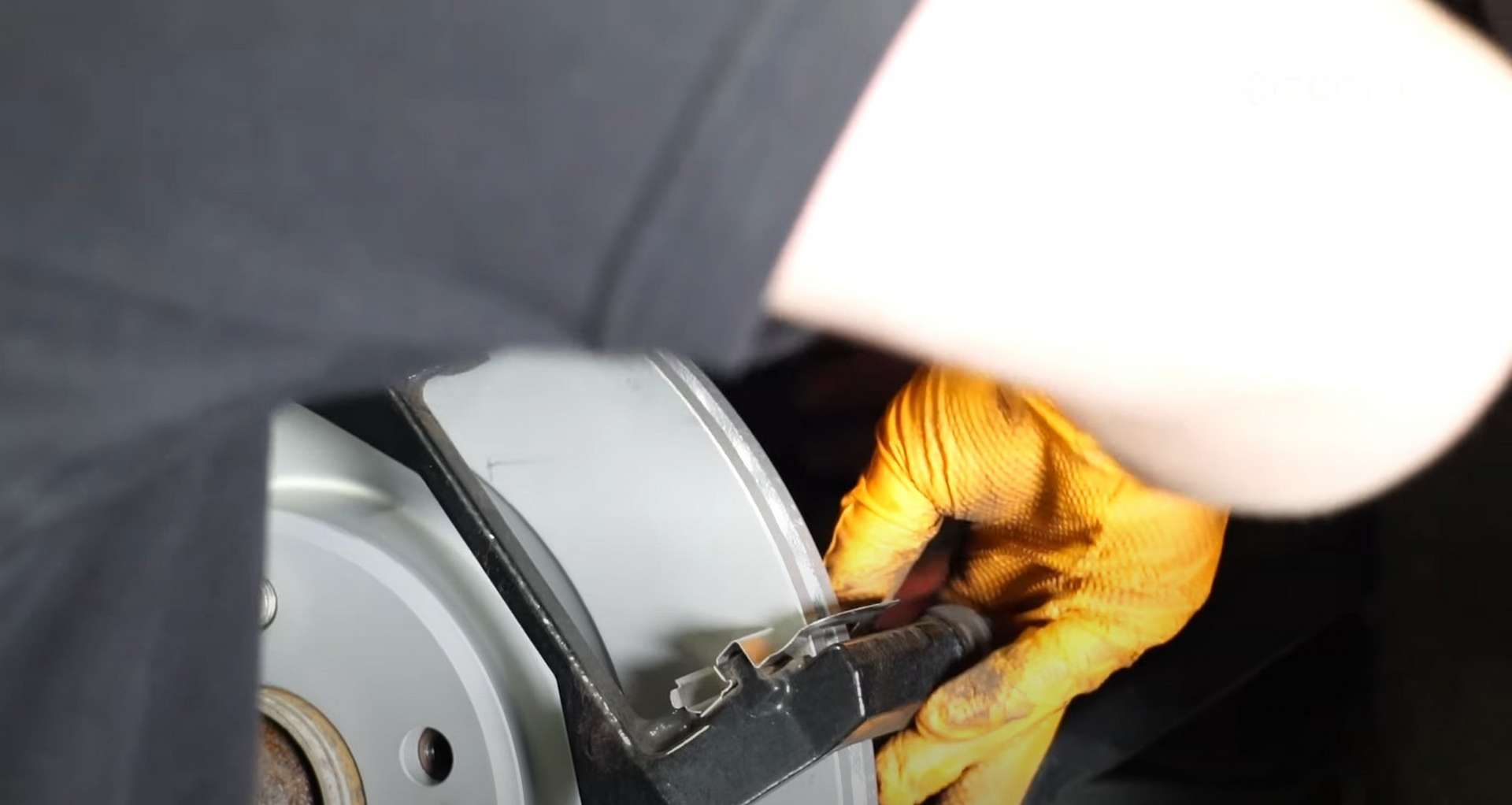 11-DIY-Audi-S4-Rear-Brake-Service_Refitting-The-Caliper