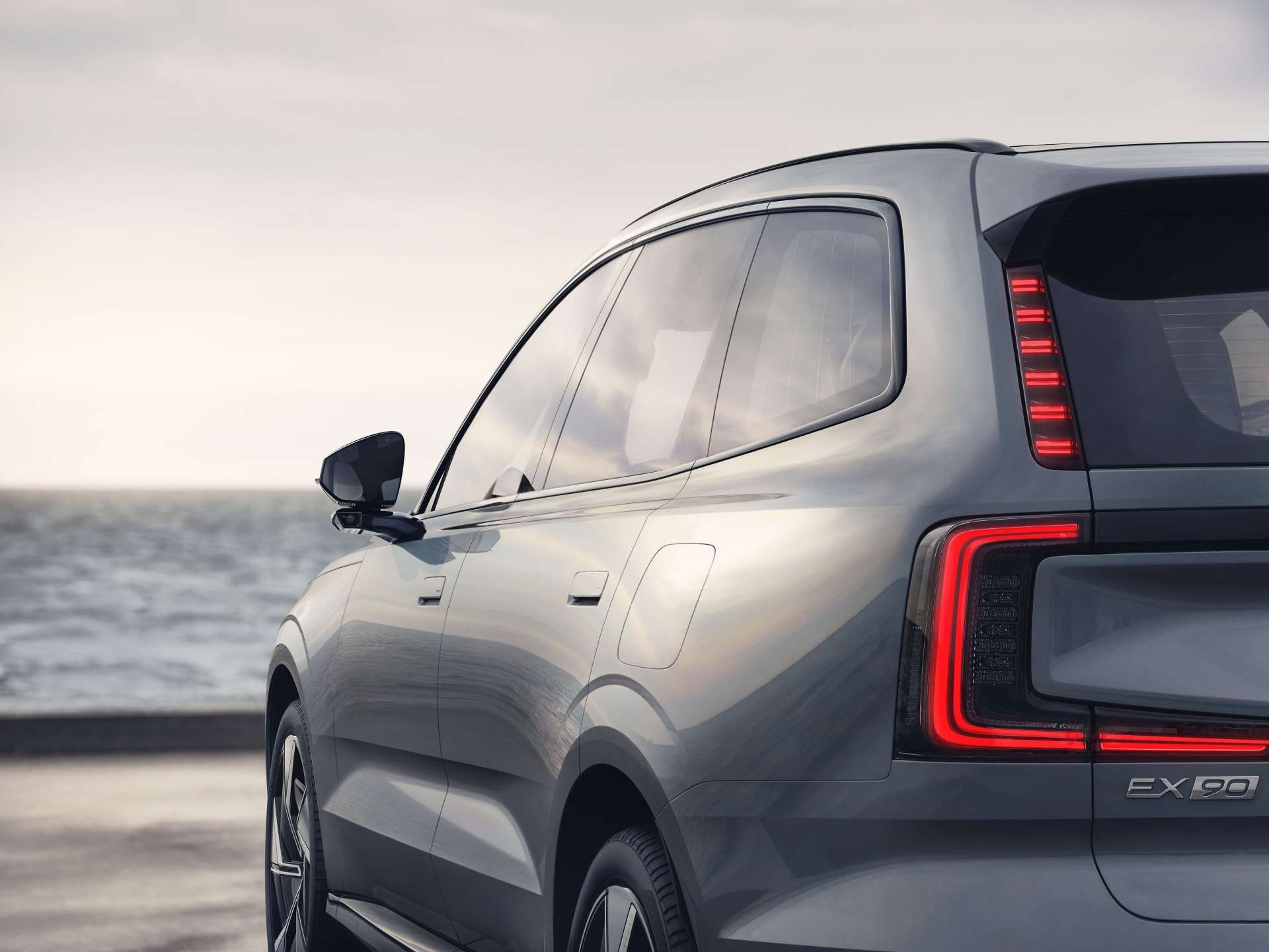 2023 EVs Volvo EX90 Rear