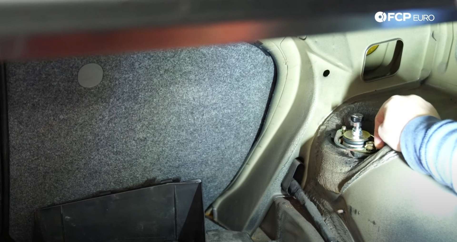 DIY BMW E36 Coilovers threading on the shock nuts