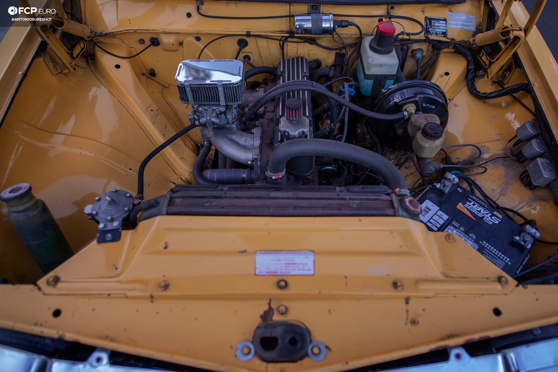 1972 Volvo 142S 1DX26715 crop