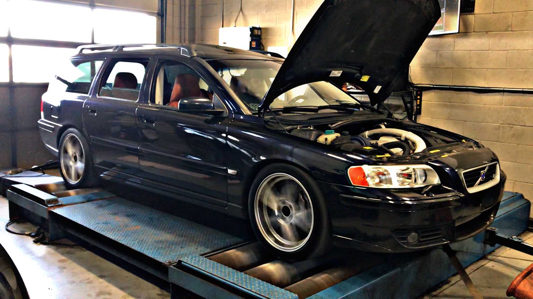 Volvo V70R Dyno