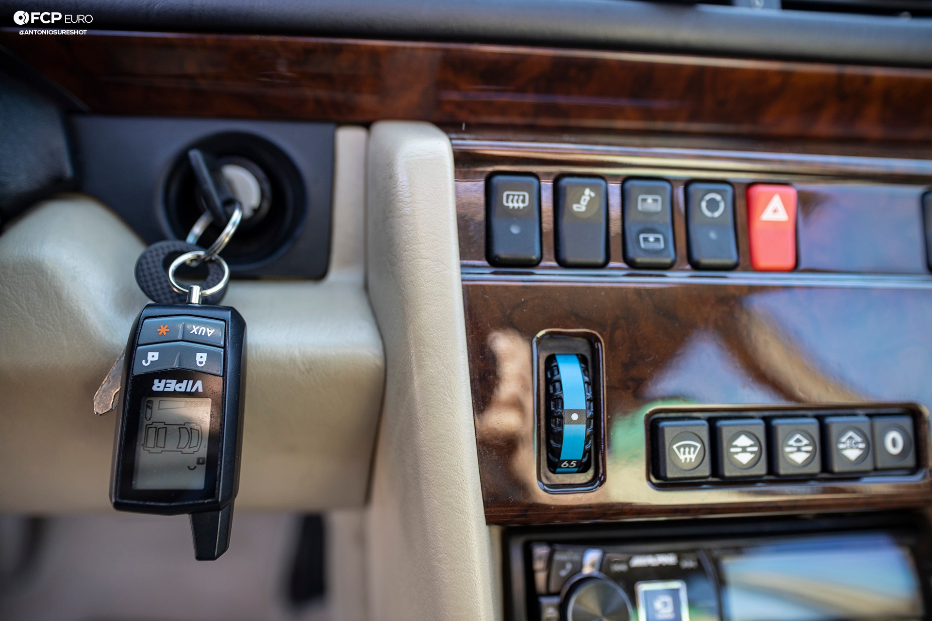 Mercedes Benz Porsche Carlsson 500E Viper alarm EOSR7923