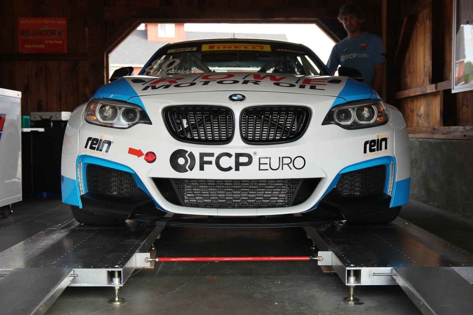 BMW M235iR In The Paddock (2)