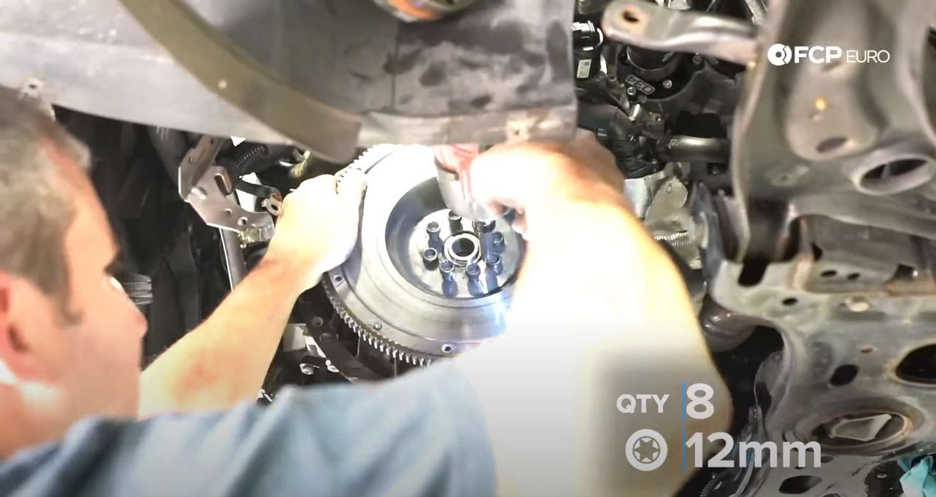 46-DIY_VW_GTI_Clutch-Job-Removing-Clutch
