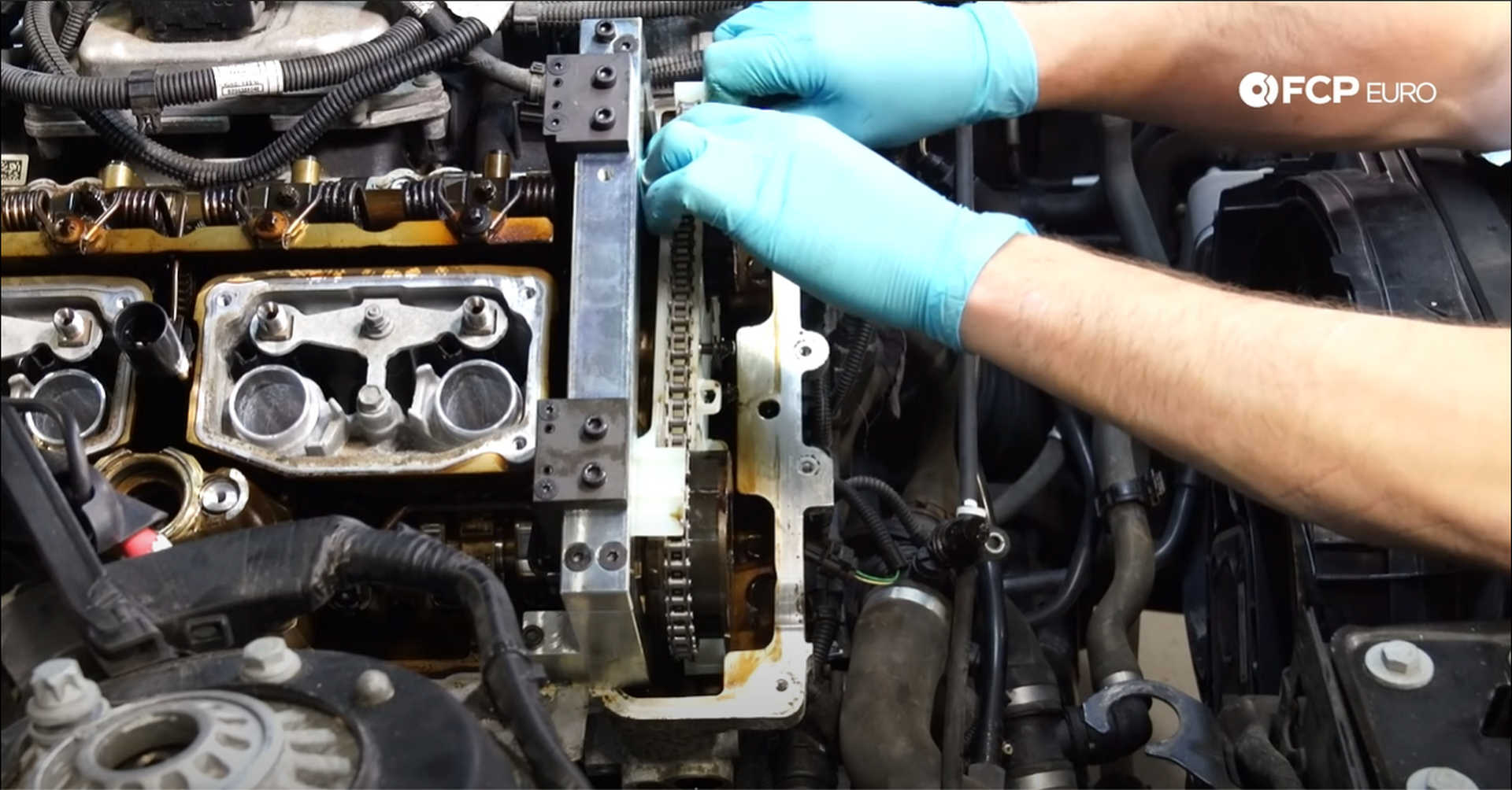 DIY BMW N20 Timing Chain installing the intake camshaft sprocket