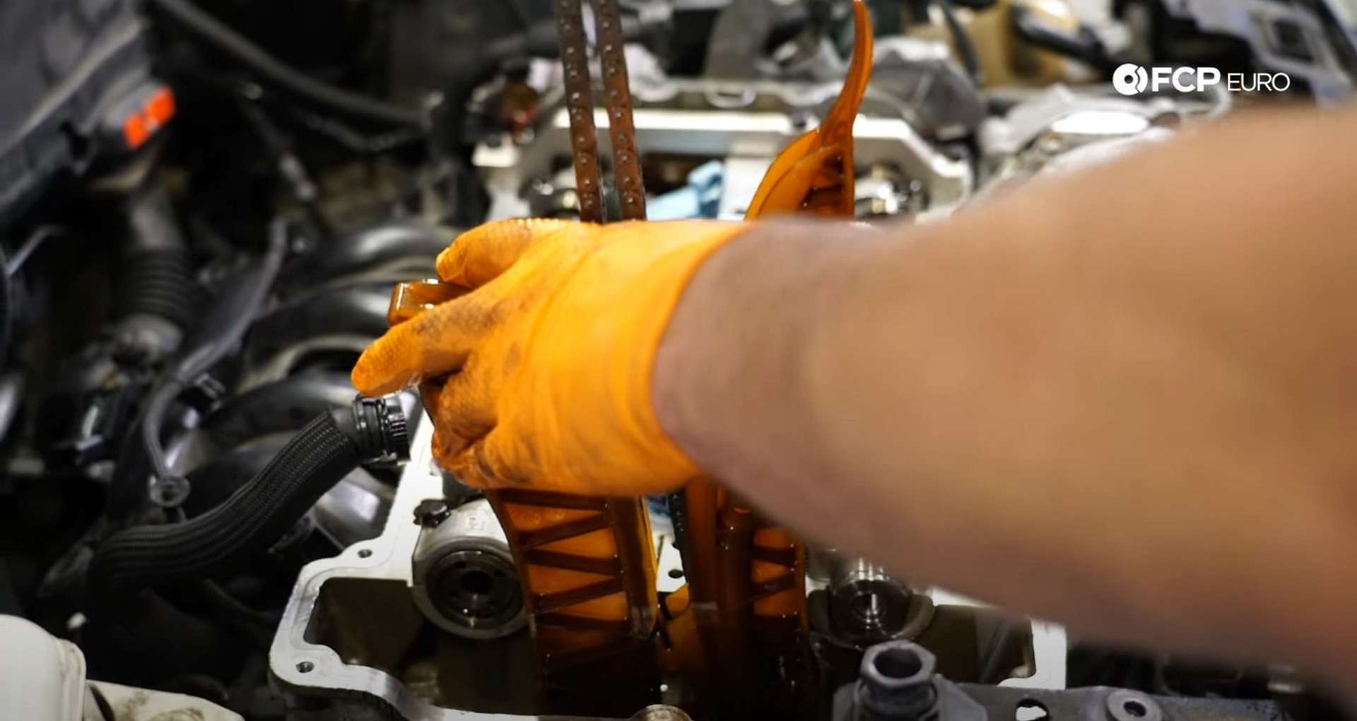 DIY MINI R56 Timing Chain Replacement removing the timing chain assembly