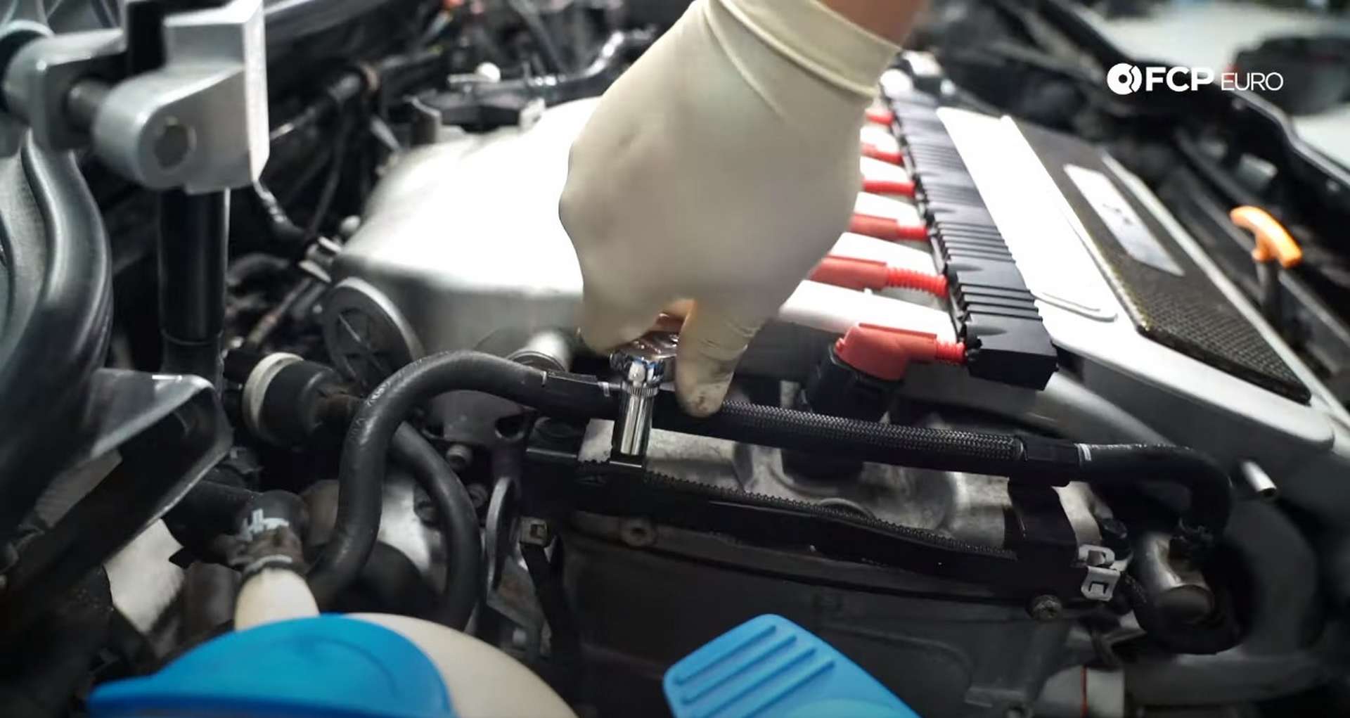 57-DIY-VW-VR6-Valve-Cover-Gasket-Redressing-Engine