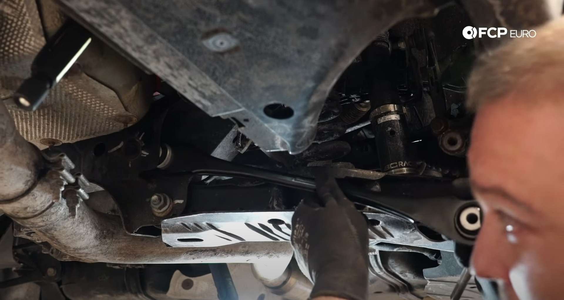 04-DIY-BMW-F30-Rear-Control-Arm-Replacement_Toe-Link-Replacement