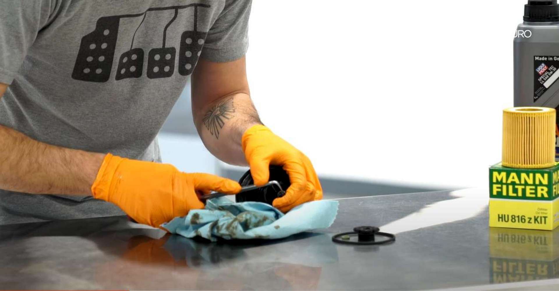 DIY BMW F30 Oil Change removing the small green o-ring