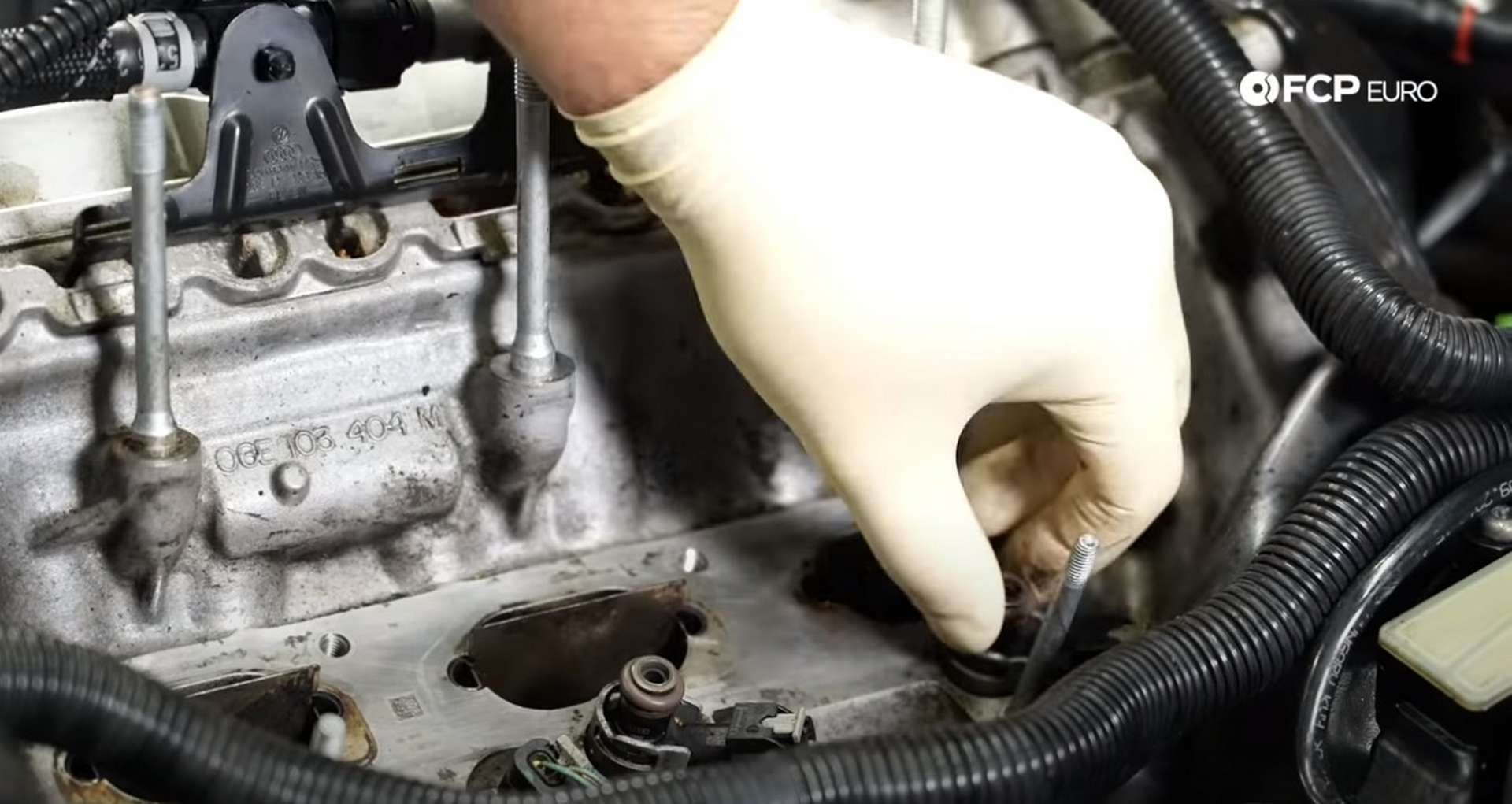DIY Audi 3.0t Walnut Blasting Intake Valves installing the new fuel injector o-rings