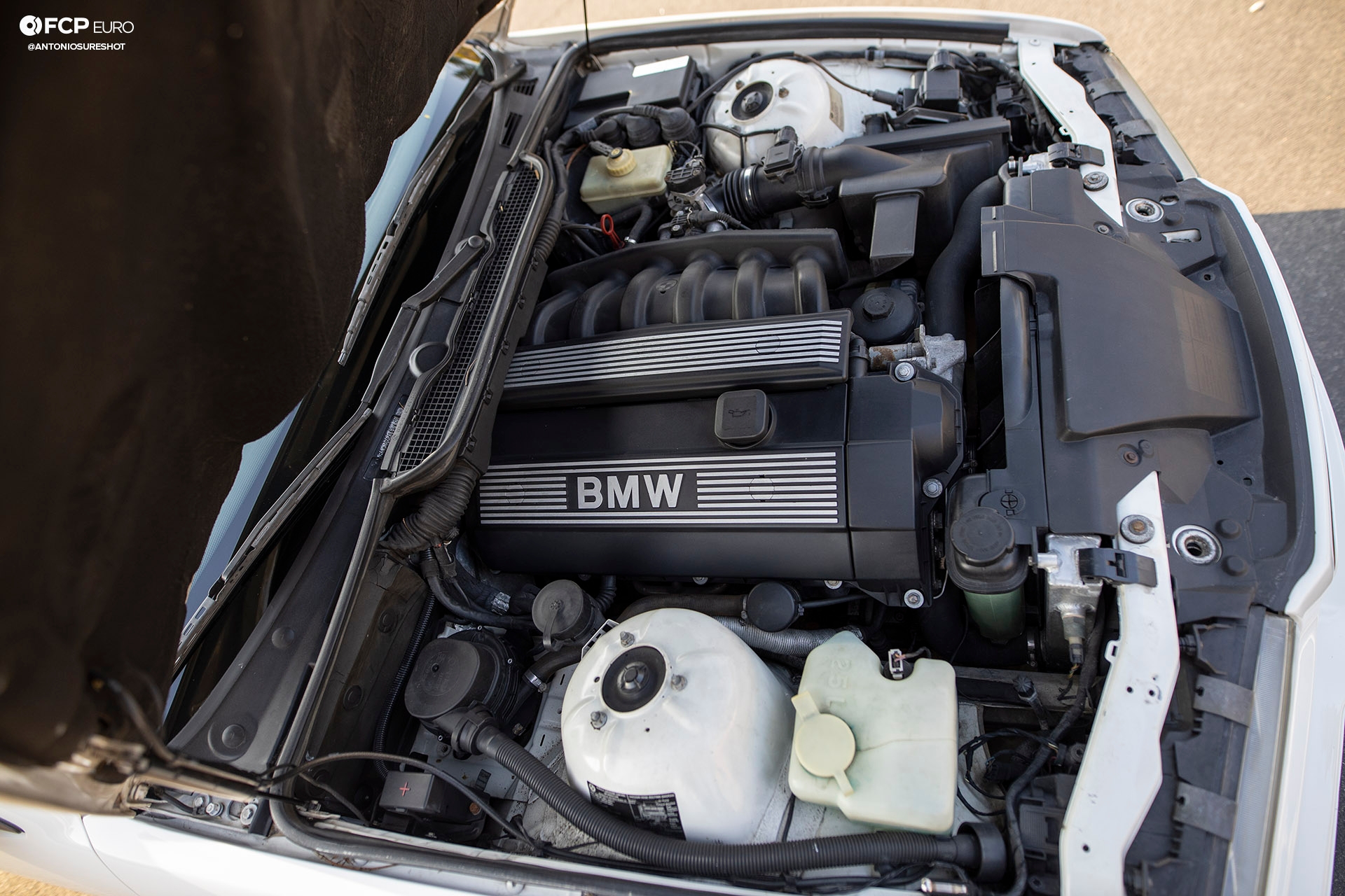 E36 BMW sedan 328i Hartge EOSR6425