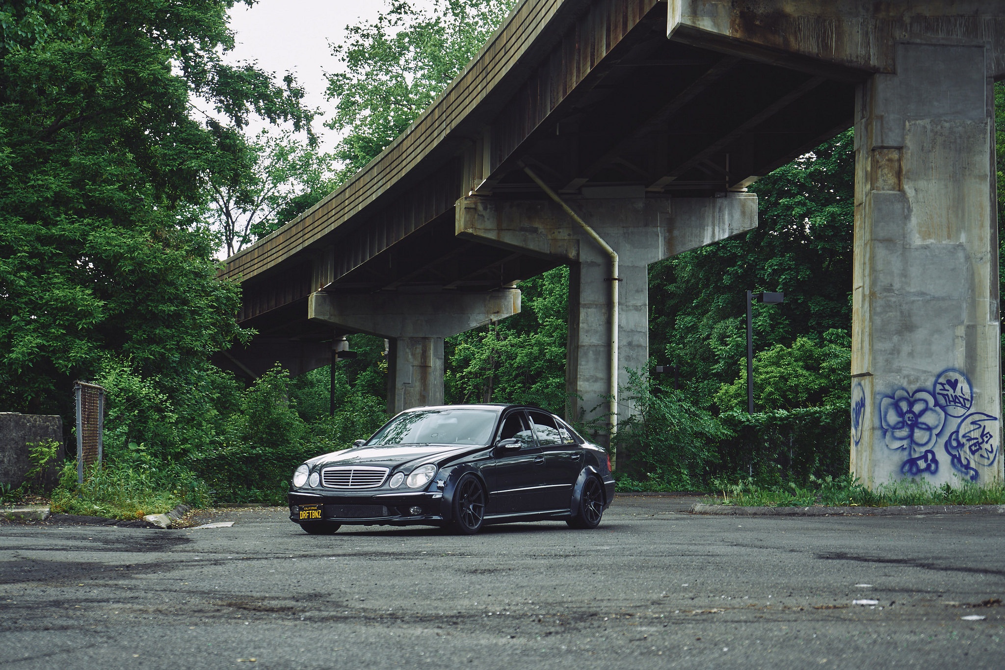Mercedes-E55-AMG-Widebody