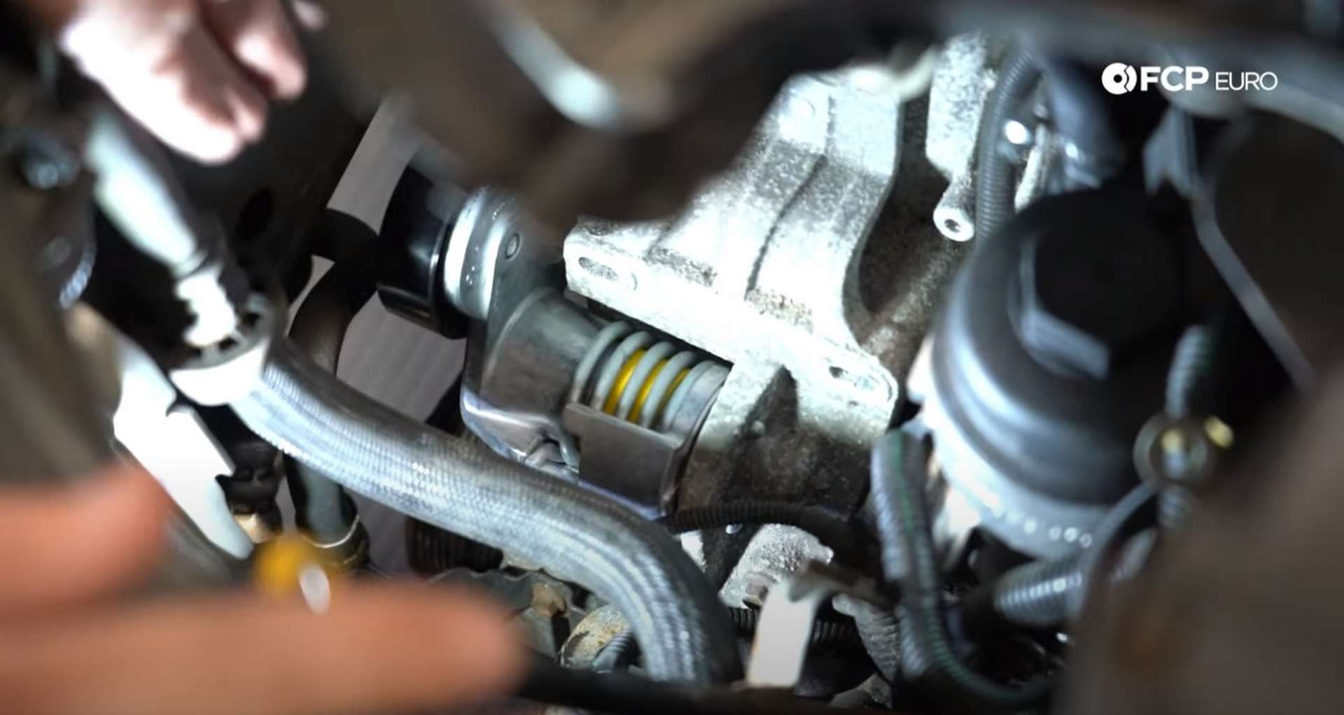DIY Volvo Alternator and Serpentine Belt Replacement the new inner tensioner installed