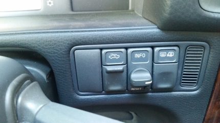 Why Don't AWD Volvos have a TRACS/STC Switch? (P80)