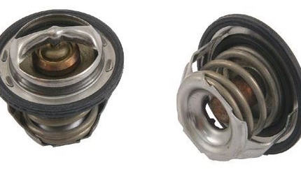 How to Replace a Thermostat on a Saab 9-3
