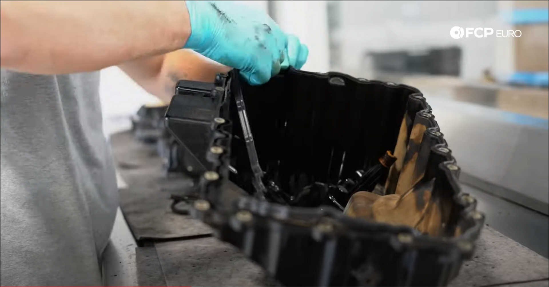 DIY BMW N20 Timing Chain installing the oil pan seal