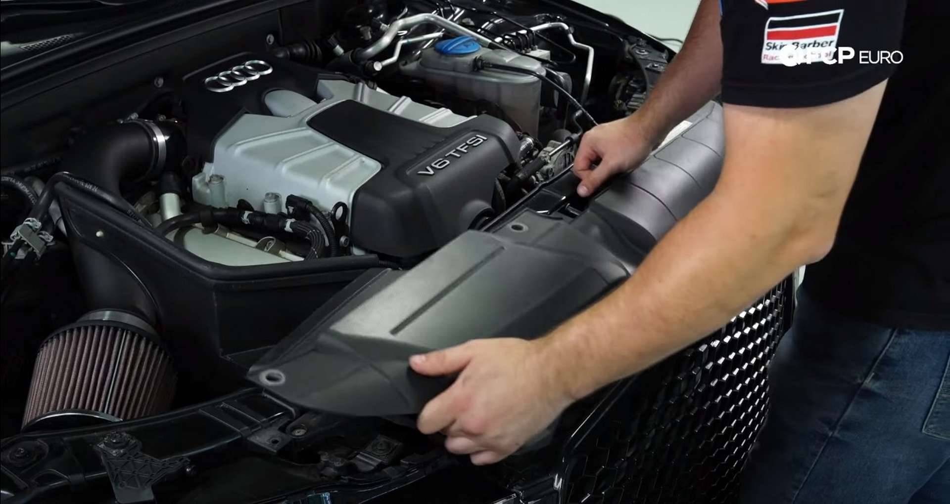 DIY Audi B8.5 Water Pump and Thermostat Replacement removing the radiator shroud