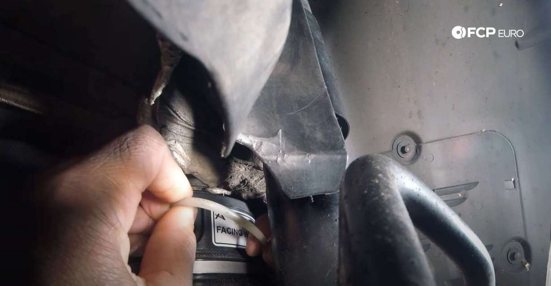 DIY Mercedes AIRMATIC Spring Replacement installing the air-line