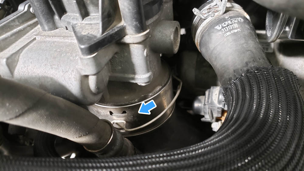 Volvo V60 P3 Water Pump Replacement Intake Hose Clip