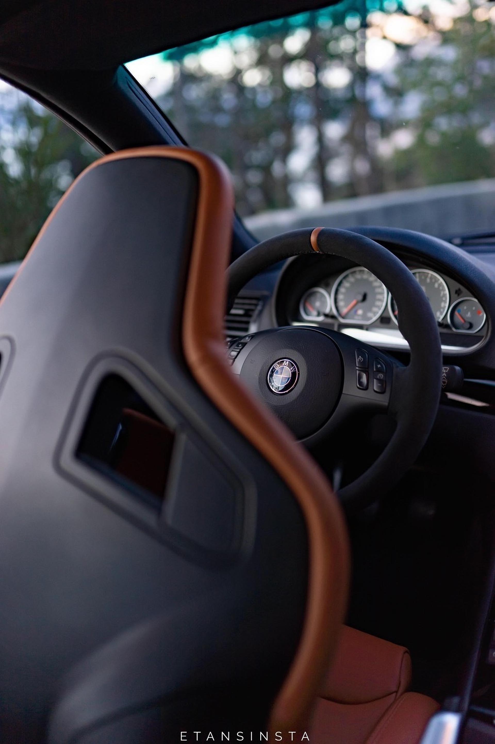 04-pouya-bmw-e46-m3-cinnamon-recaro-sportster