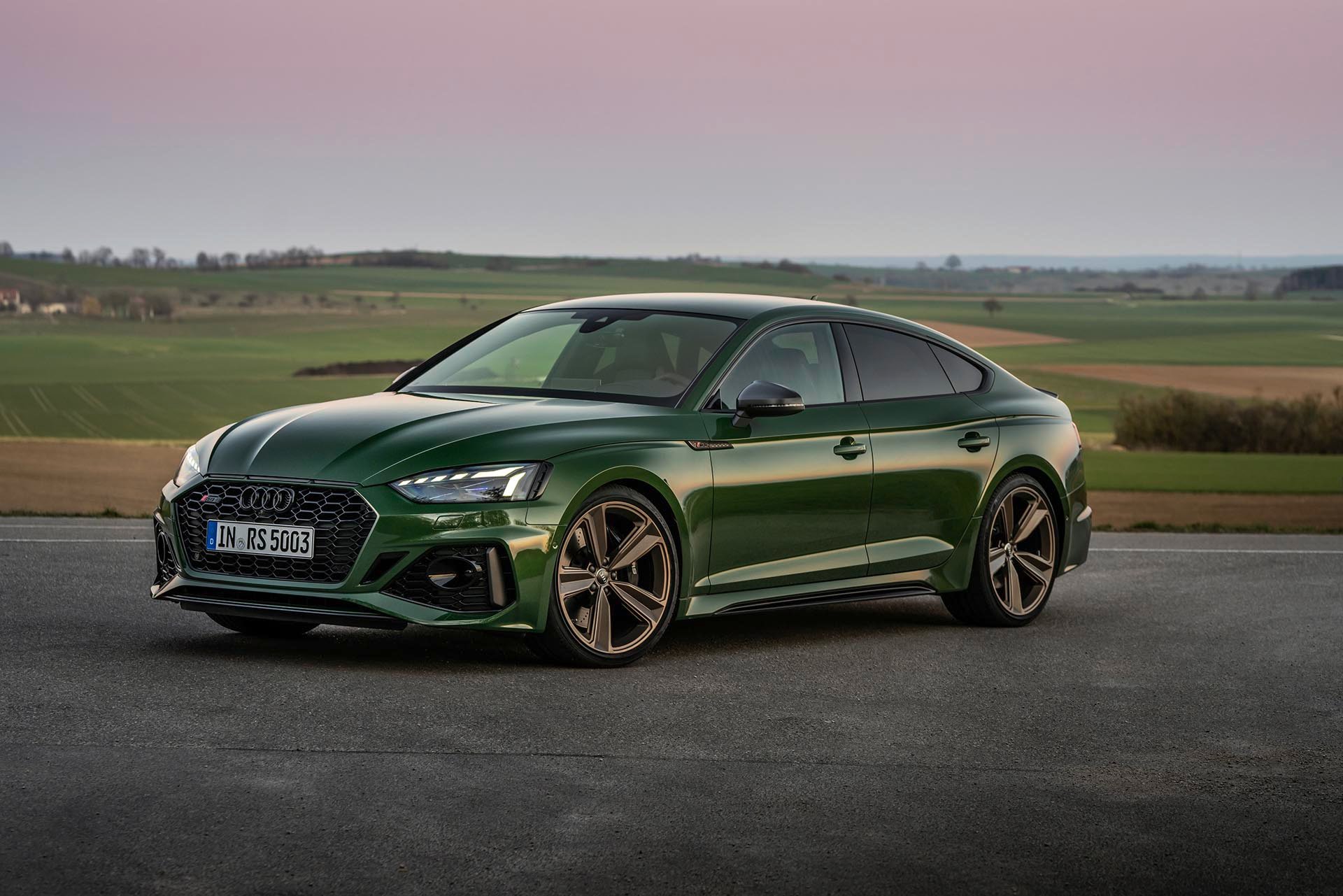 09_Audi RS5 Sportback Green front profile