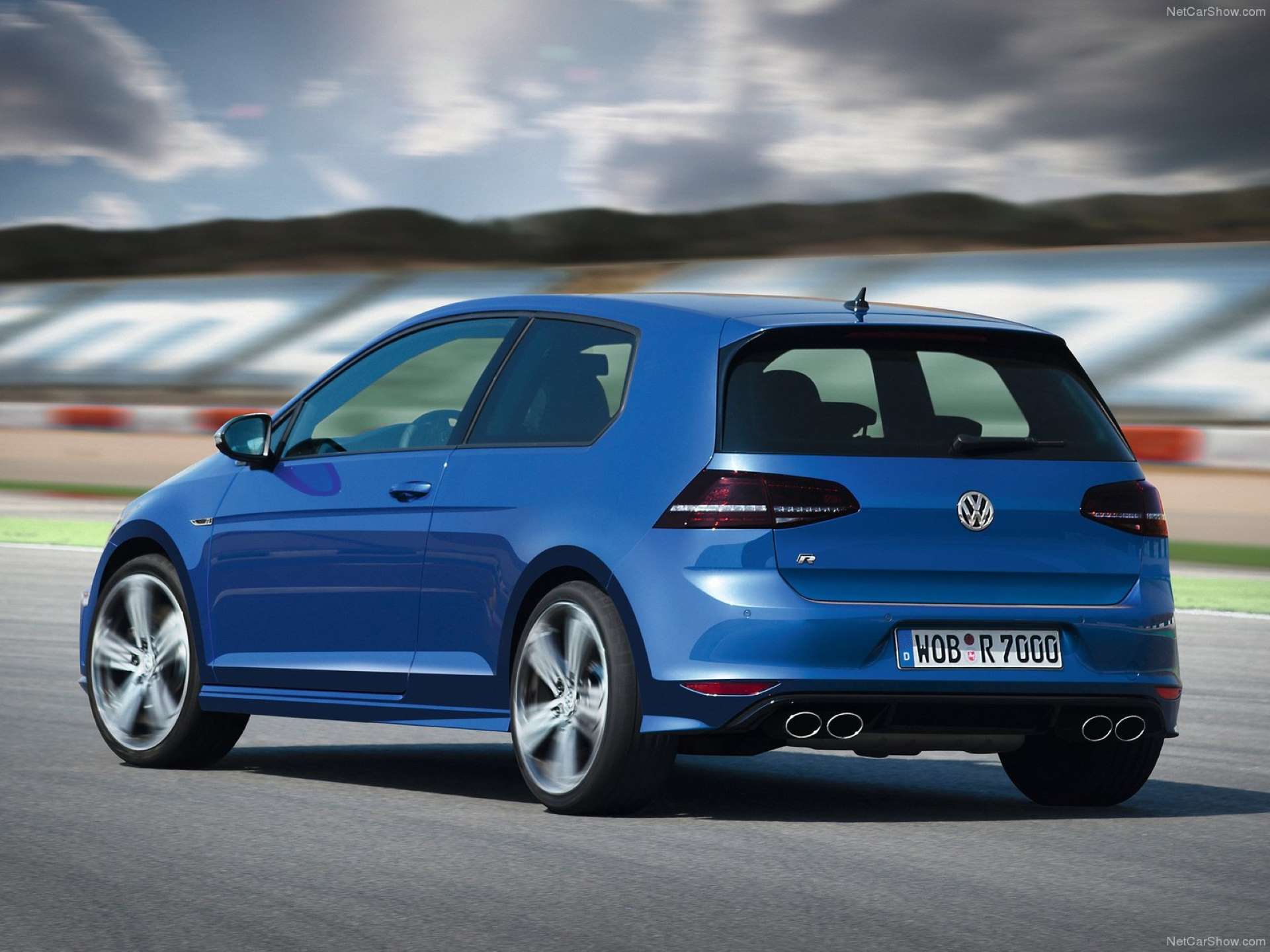 Volkswagen Mk7 Golf R Rear