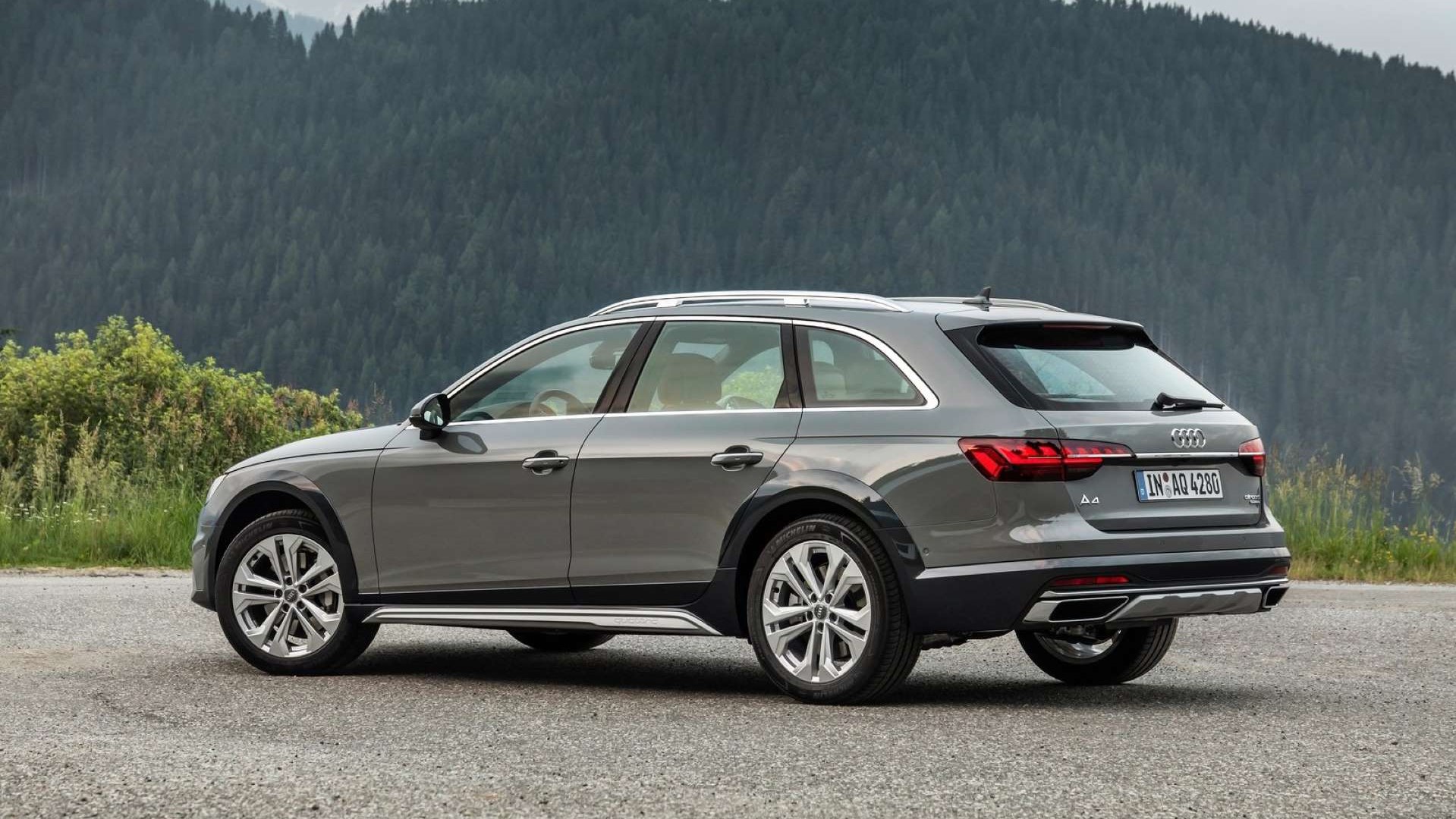 Audi A4 allroad quattro Avant Wagon