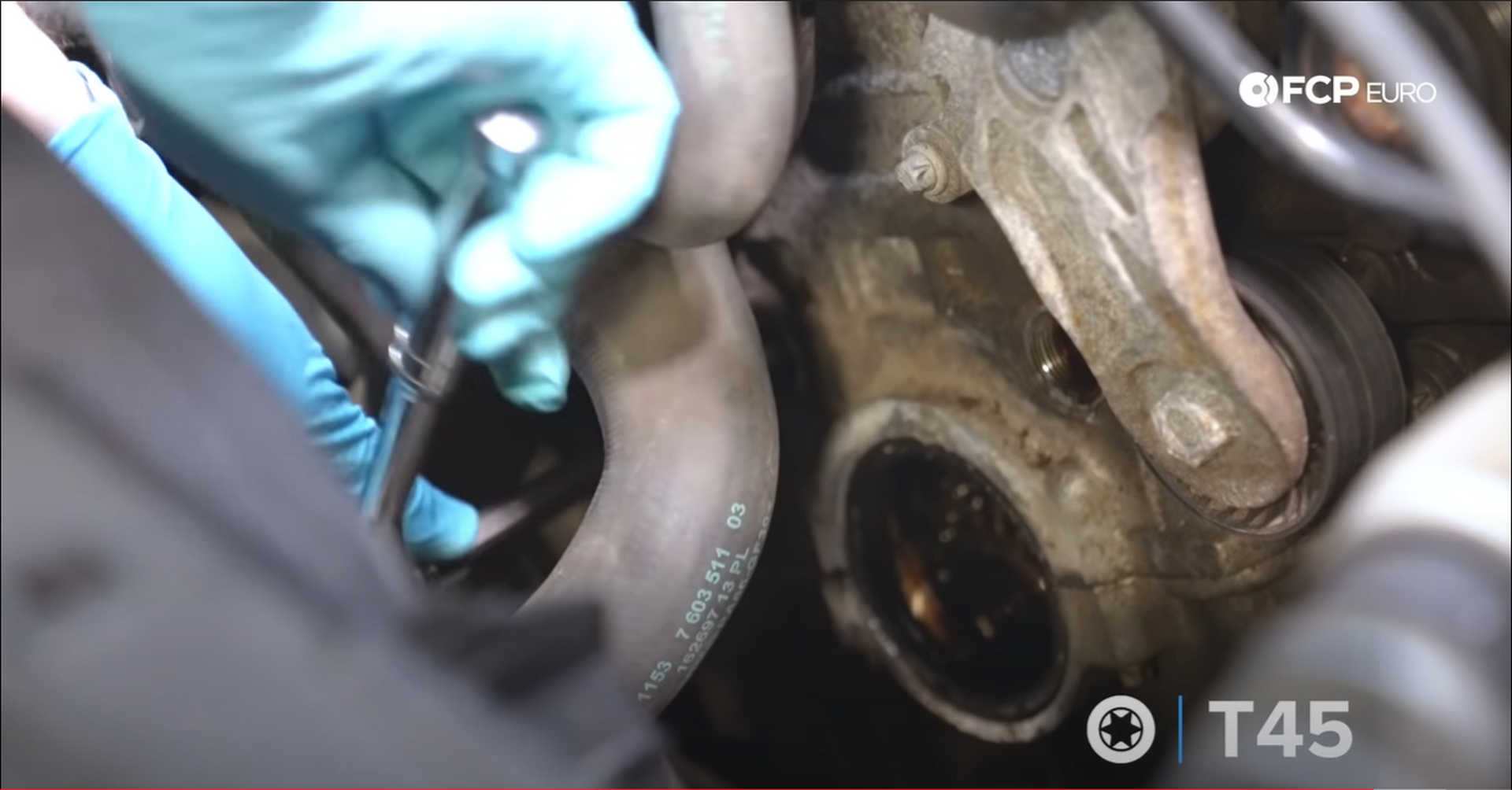 DIY BMW N20 Timing Chain removing the timing chain guide bolts